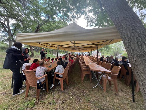 Çamurluk mevkiinde yağmur duası ve piknik programı düzenlendi.